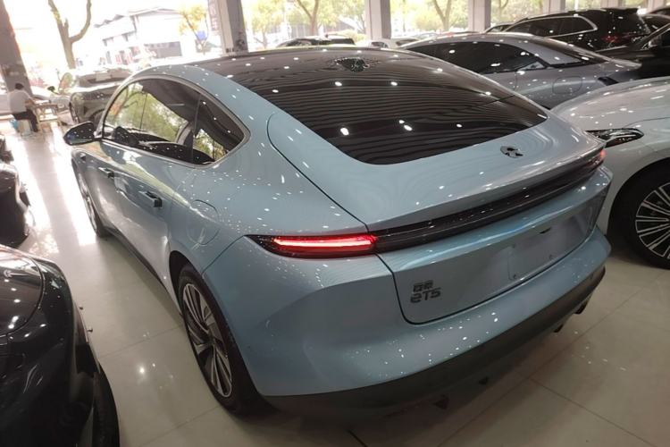 NIO ET5 2022 — 4