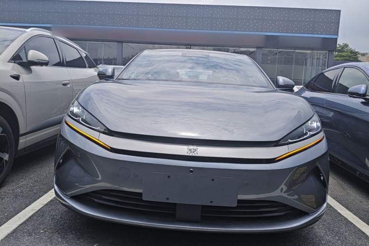BYD Qin L 2025 — фото 2