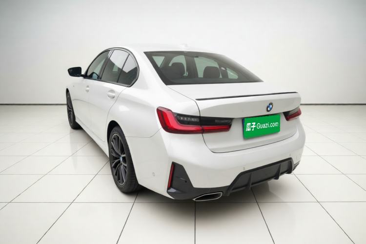 BMW 325i 2023 — фото 4