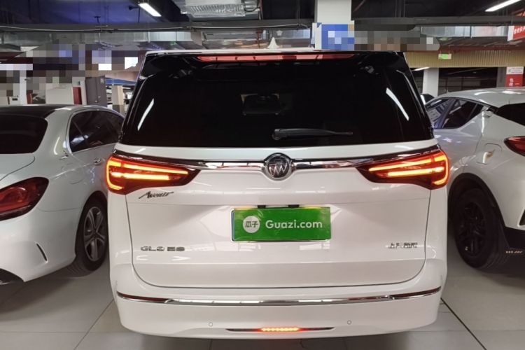 Buick GL8 2022 — 5
