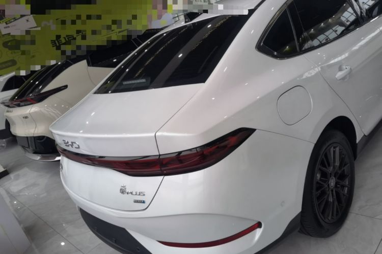 BYD Qin PLUS 2025 — фото 5