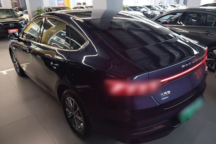BYD Qin Plus 2023 — фото 4