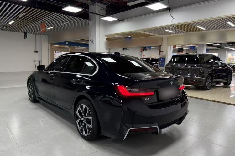BMW i3 2022 — 4
