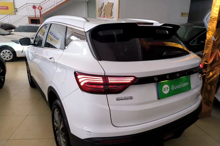 Geely Coolray 2021 — 4