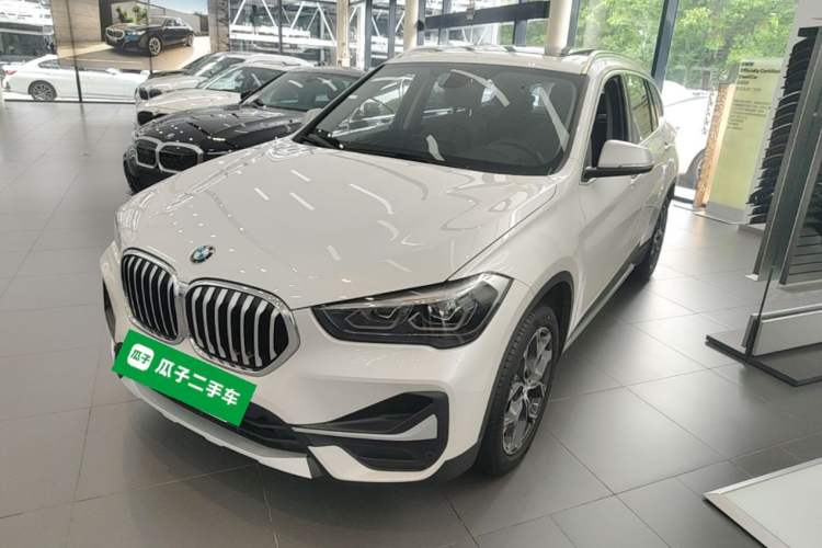 BMW X1 2021 — фото 1