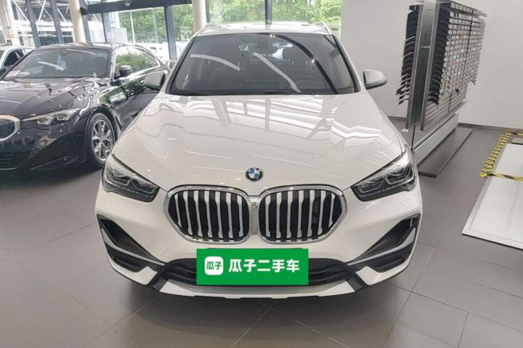 BMW X1 2021 — фото 2