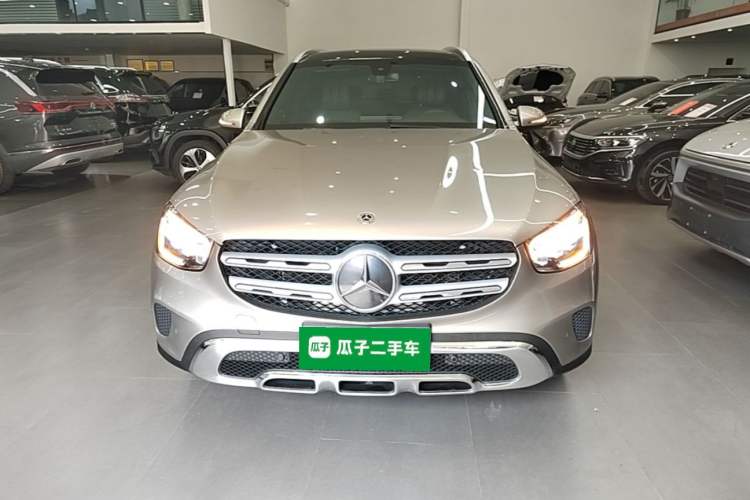 Mercedes-Benz GLC 260 L 2021 — фото 2