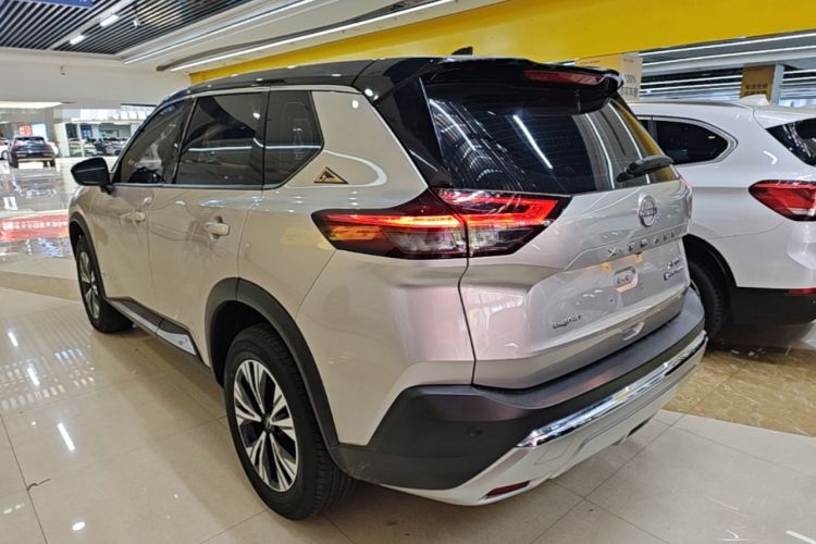 Nissan X-Trail 2023 — фото 4