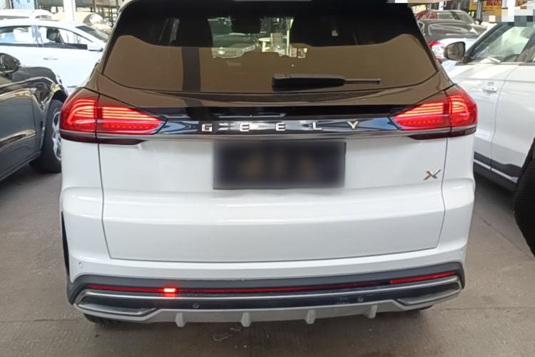 Geely Emgrand X7 2022 — фото 5