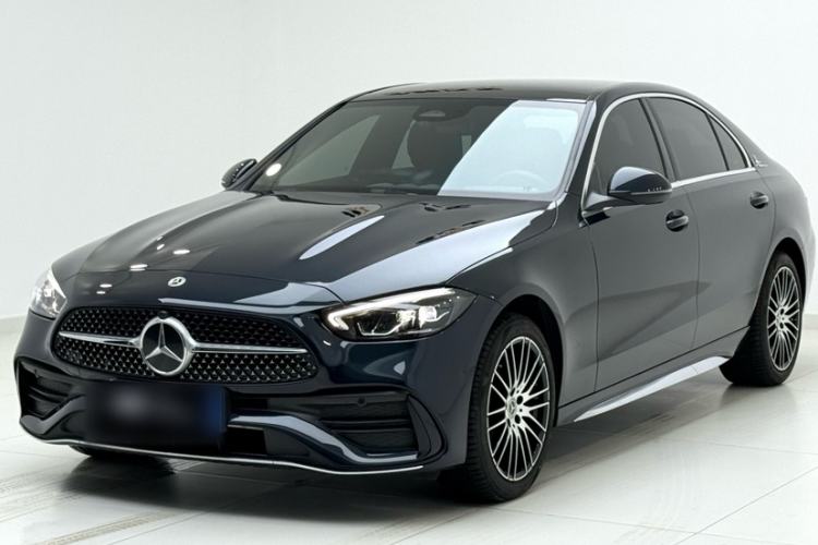 Mercedes-Benz C 260 L 2023 — фото 1
