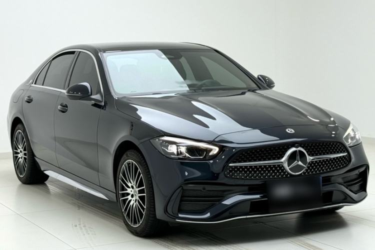 Mercedes-Benz C 260 L 2023 — фото 3