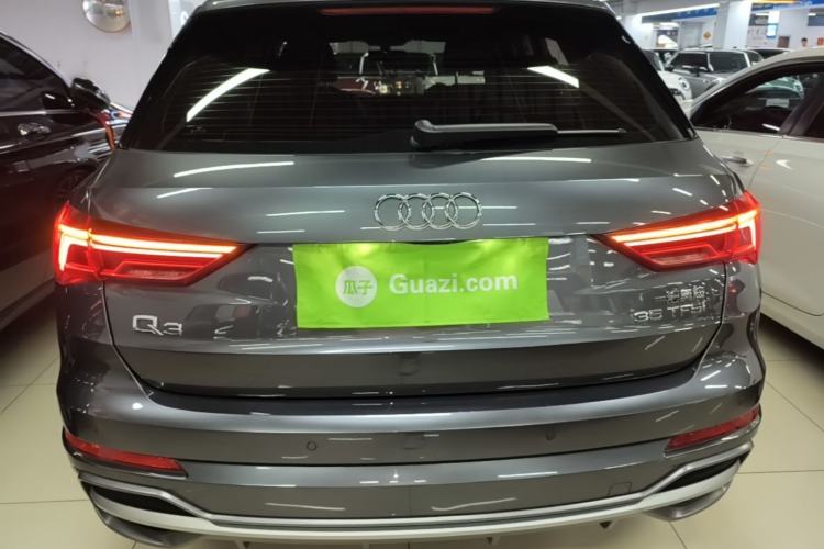 Audi Q3 2021 — 5