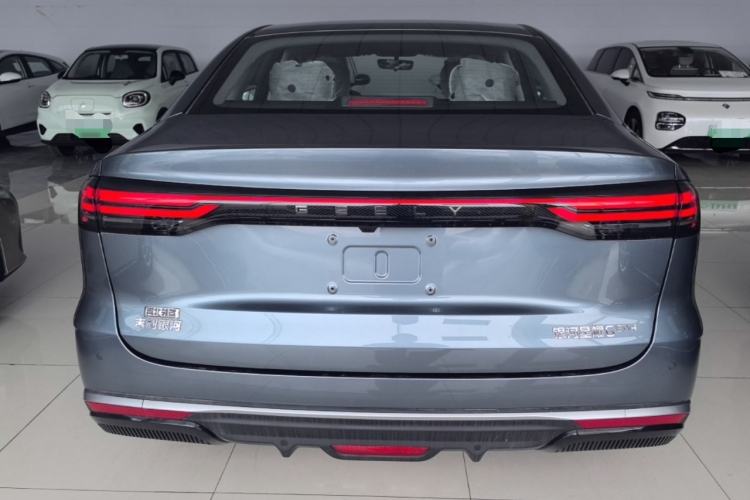 Geely Stellar 6 2026 — 5