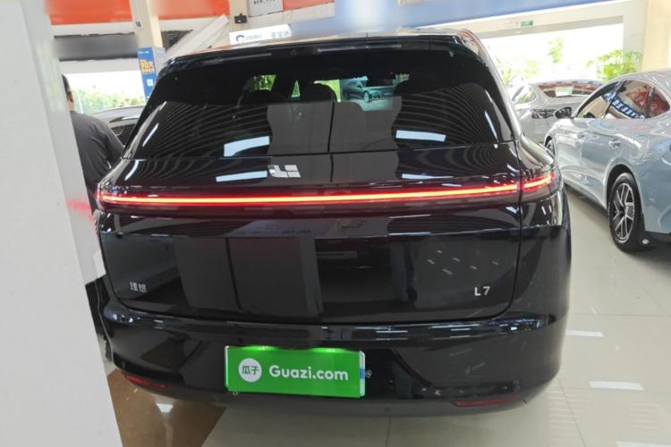 Li Auto L7 2023 — 5