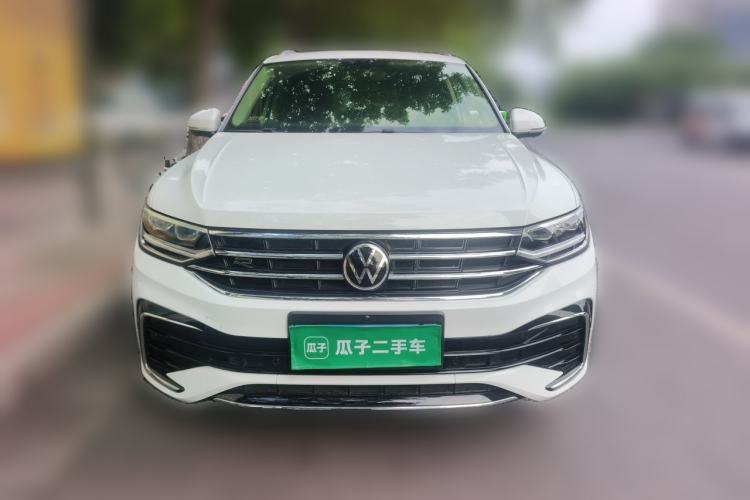 Volkswagen Tiguan L 2024 — фото 2