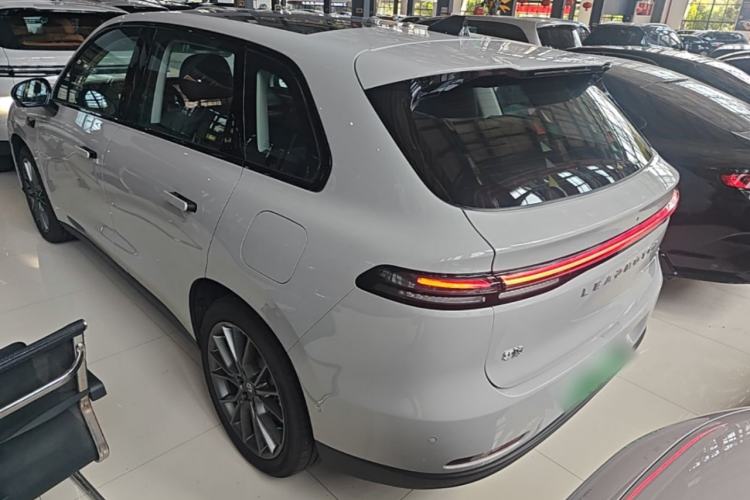 Leapmotor C10 2026 — 4