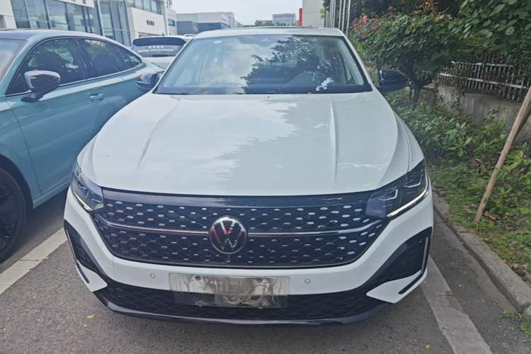 Volkswagen Lavida 2024 — 2