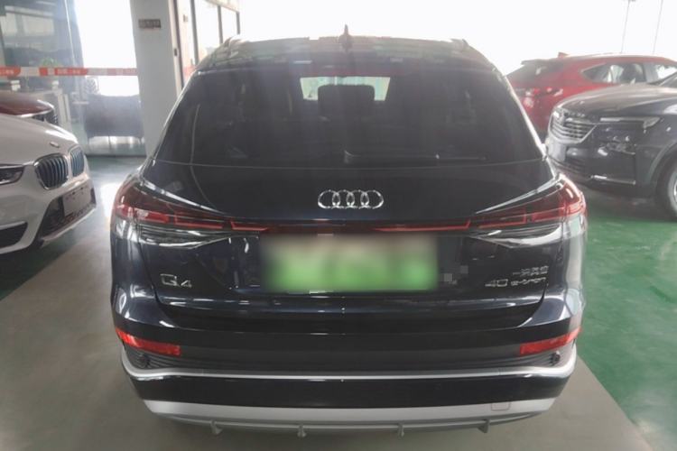 Audi Q4 e-tron 2024 — 5