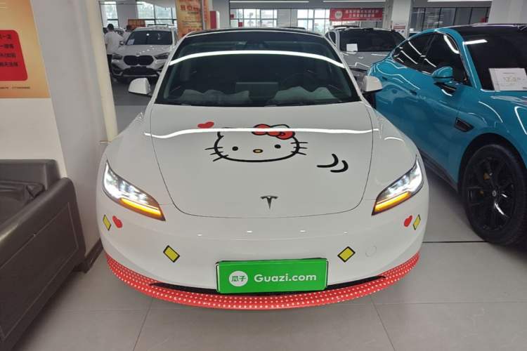 Tesla Model 3 2023 — 2