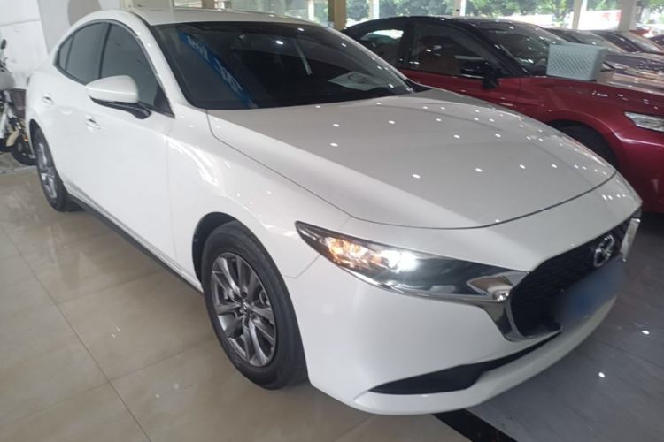 Mazda Mazda 3 2020 — фото 3