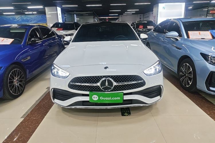 Mercedes-Benz C 260 L 2024 — 2