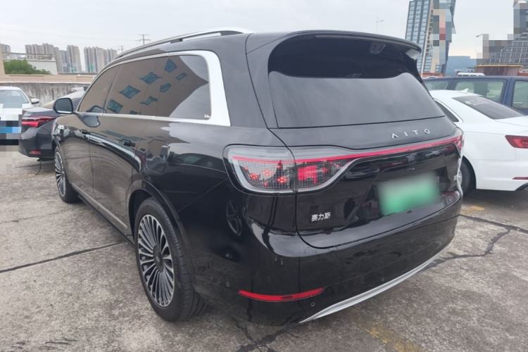 AITO M9 2025 — 4