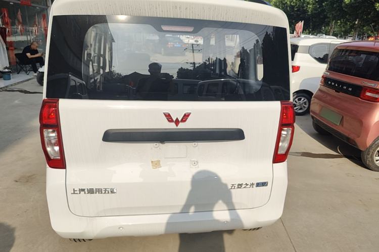 Wuling Zhiguang 2025 — 5