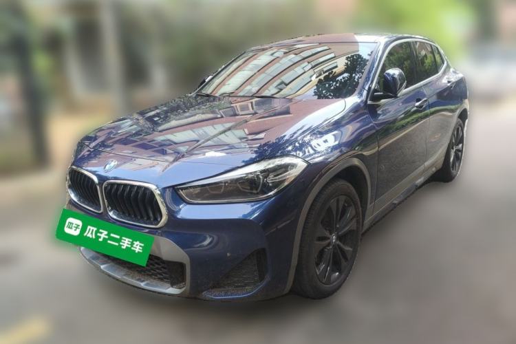 BMW X2 2021 — фото 1