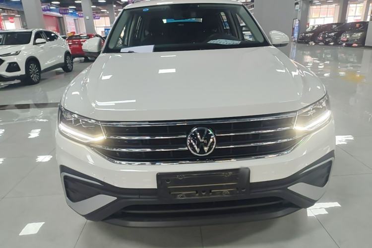 Volkswagen Tiguan L 2022 — фото 2