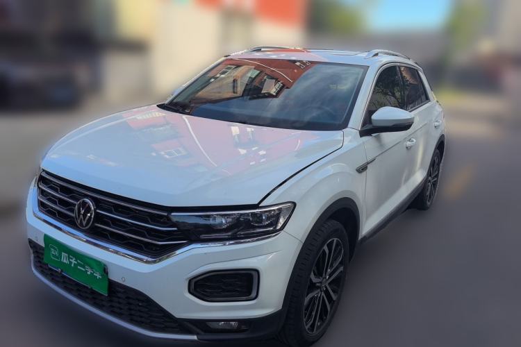 Volkswagen T-Roc 2022 — фото 1
