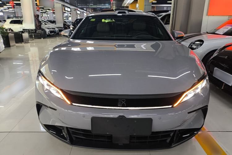 BYD Han 2025 — 2
