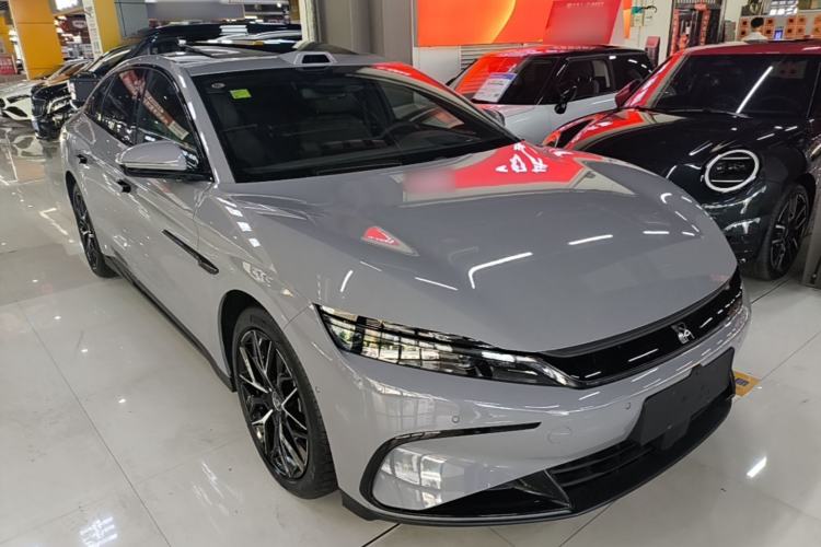 BYD Han 2025 — 3