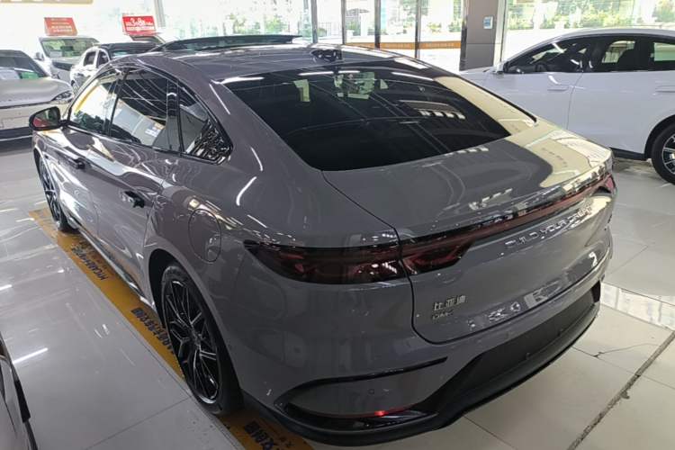 BYD Han 2025 — 4