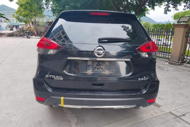 Nissan Rogue 2022 — 5