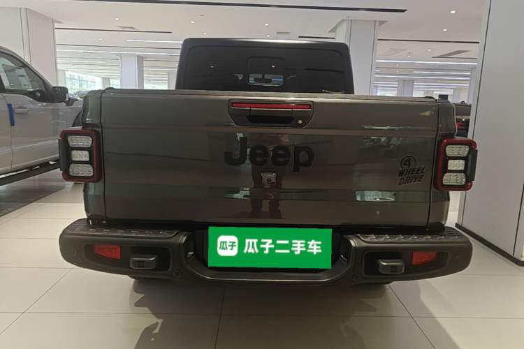 Jeep Gladiator 2022 — 5