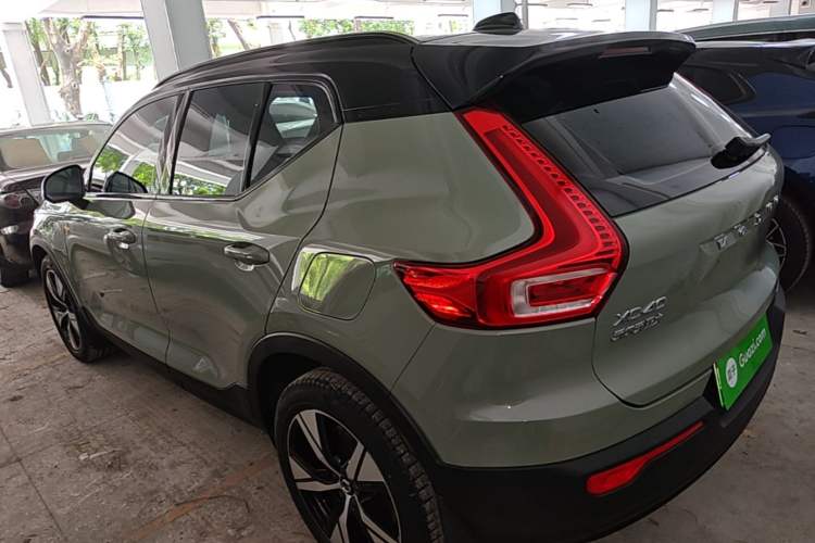 Volvo xc40 new energy 2022 — фото 4