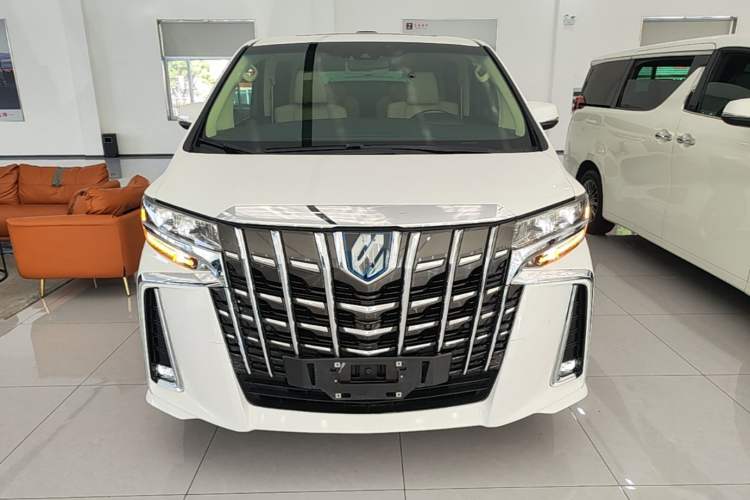 Toyota Alphard 2021 — фото 2