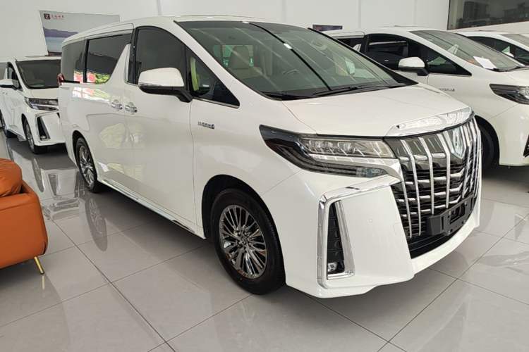 Toyota Alphard 2021 — фото 3