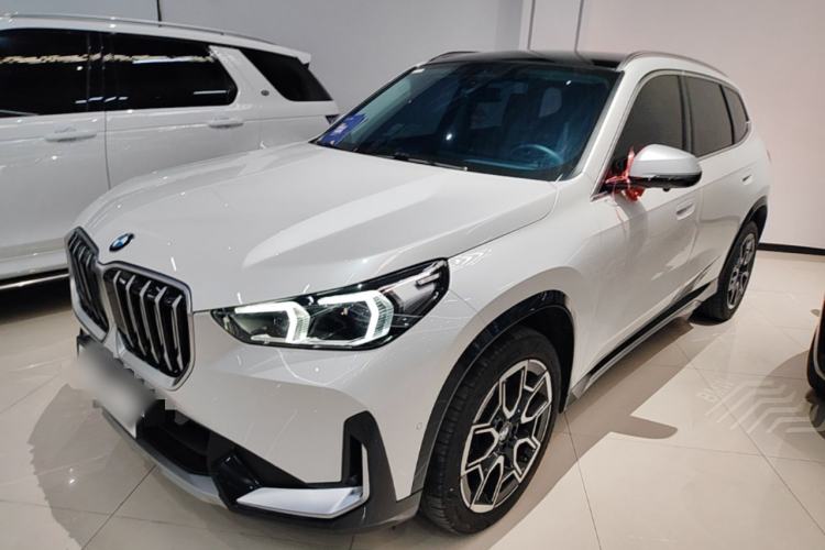 BMW X1 2023 — фото 1