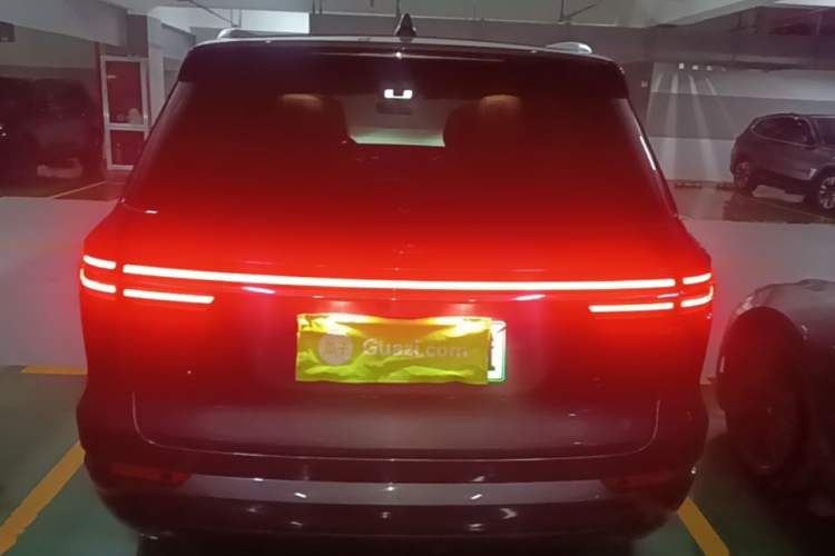 Li Auto ONE 2021 — 5