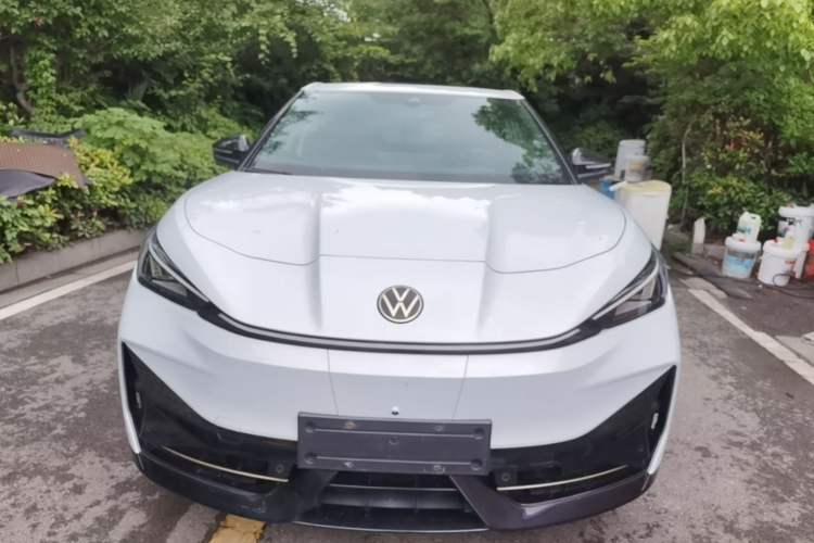 Volkswagen ID.UNYX 2024 — 2