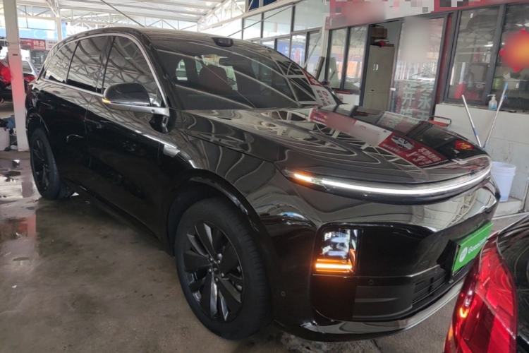 Li Auto L6 2025 — 3