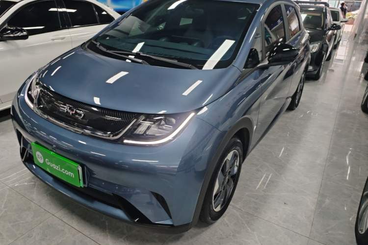 BYD Dolphin 2025 — фото 1