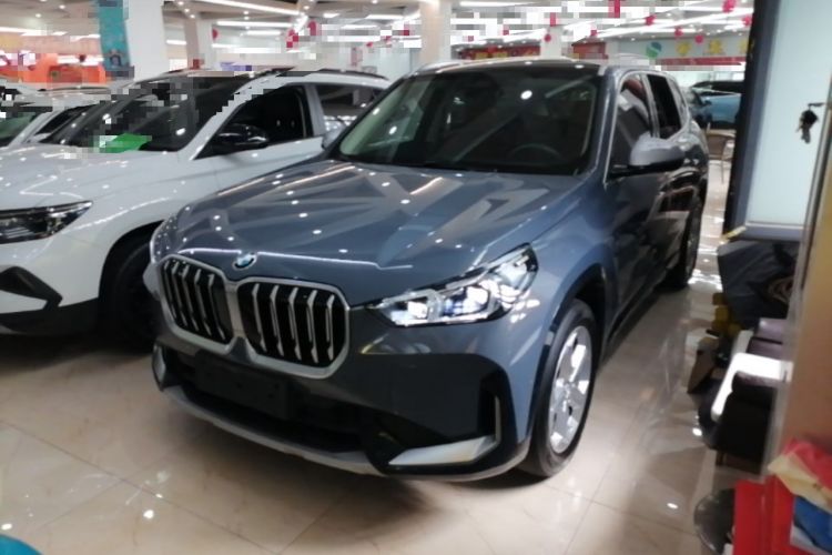 BMW X1 2023 — фото 1