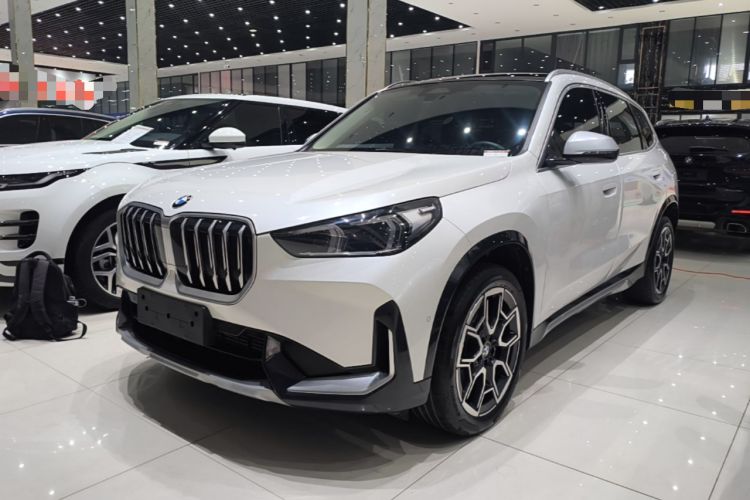 BMW X1 2023 — фото 1