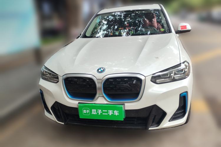 BMW iX3 2022 — 2
