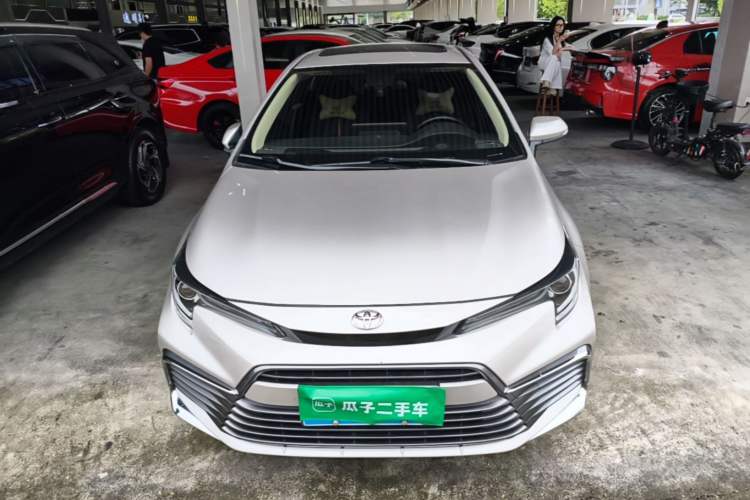 Toyota Corolla 2023 — 2