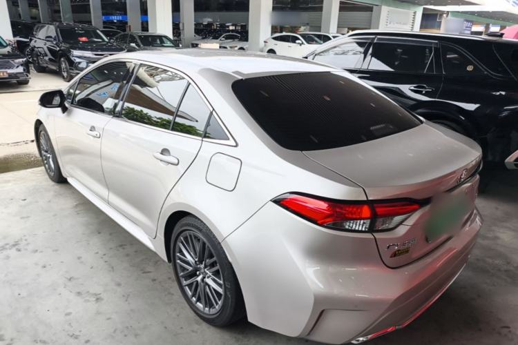 Toyota Corolla 2023 — 4