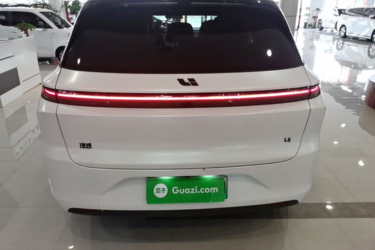 Li Auto L6 2025 — 5