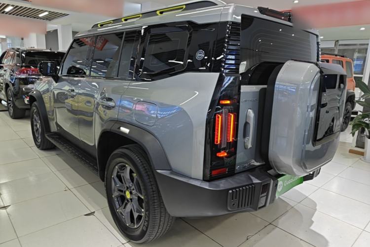 Jetour Traveler 2024 — 4